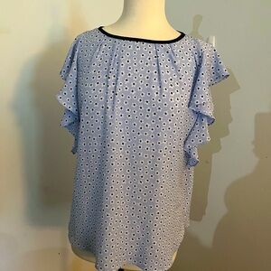 Elle women’s medium blouse with ruffle sleeve blue white black floral